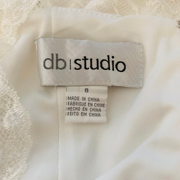 DB Studio Layered Floral Lace Short Bodycon Dress with Keyhole Back White Size 8 - Picture 16 of 16